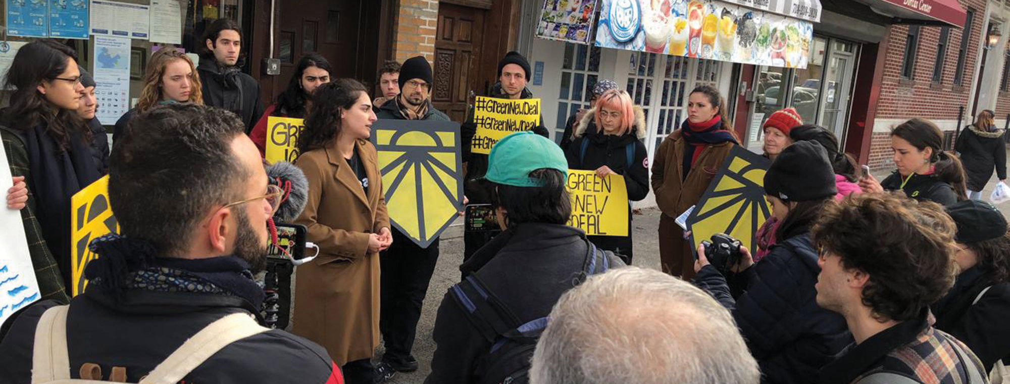 Organizing event with the Sunrise Movement in support of the Green New Deal. Image: Beyond the Bomb