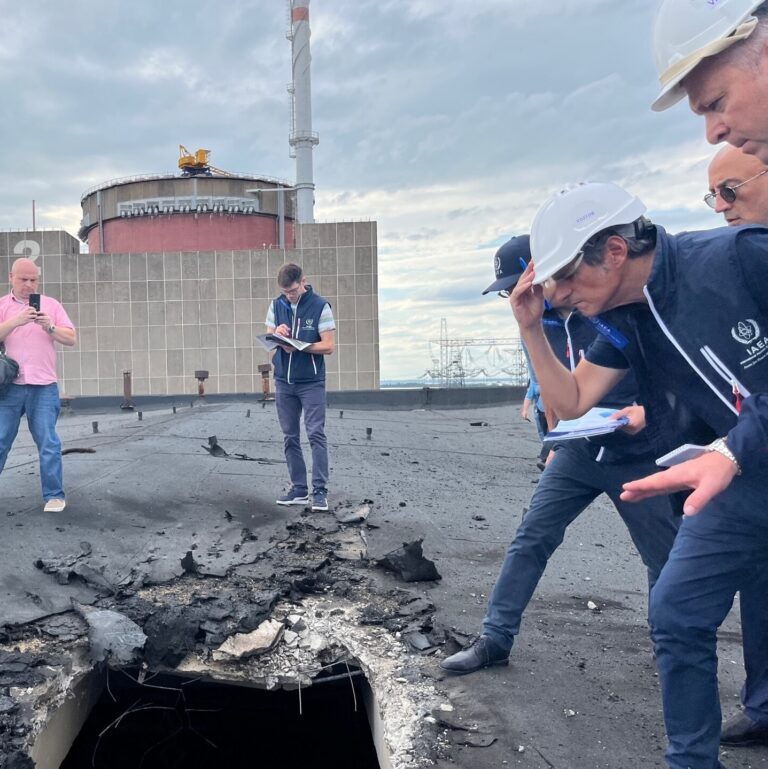 Rafael Mariano Grossi Visits Zaporizhzhya Npp Square